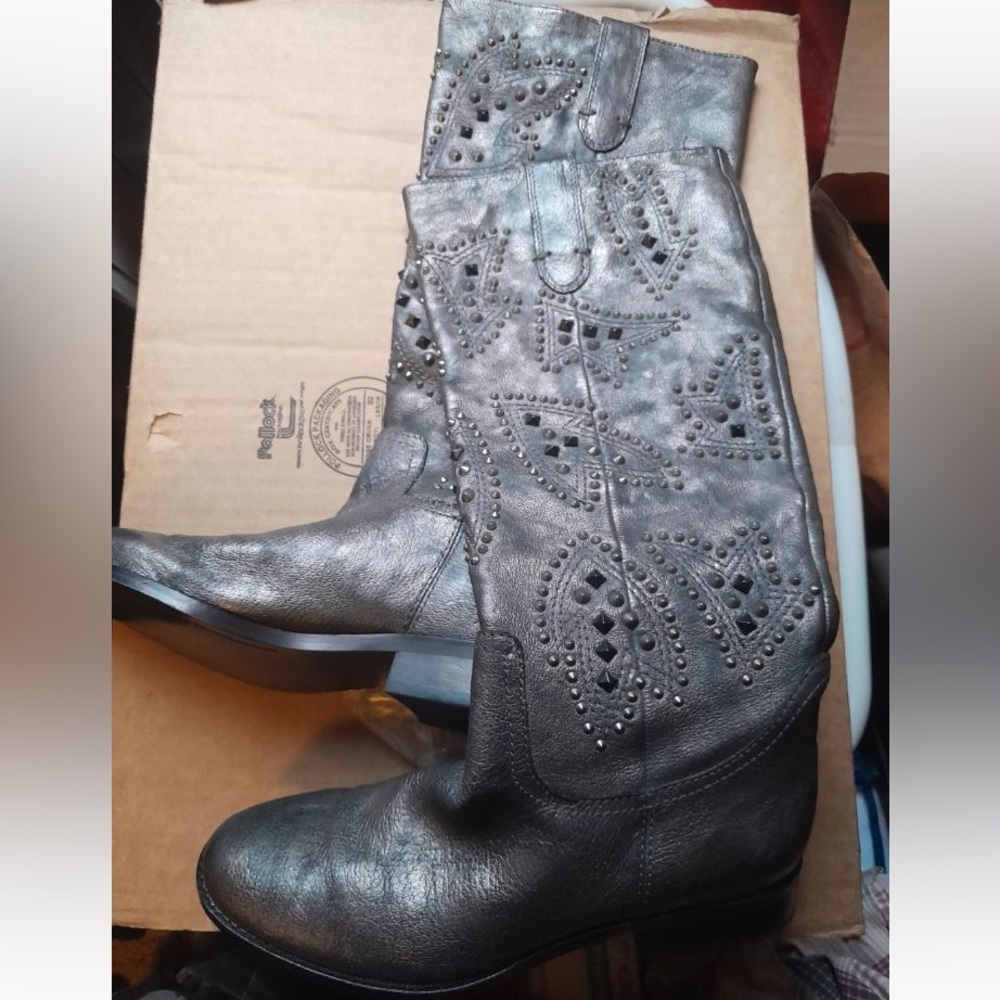 - Frye and company studded leather western cwby style new with/out tags